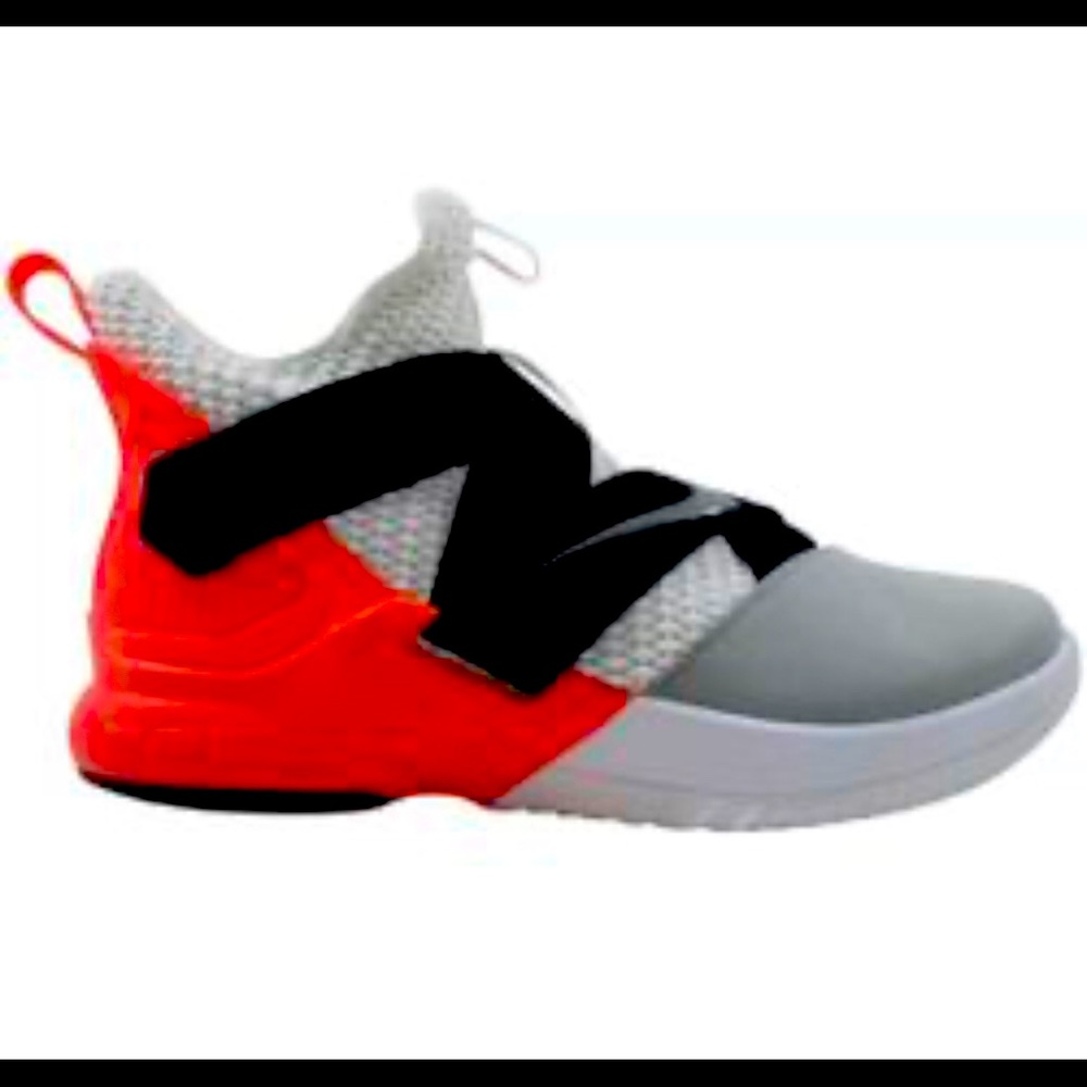 Nike Lebron Soldier XII